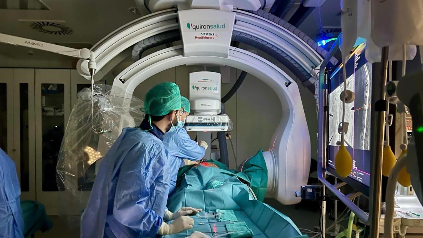 El nuevo Instituto de Neurointervencionismo amplía las opciones para pacientes con patologías neurológicas complejas